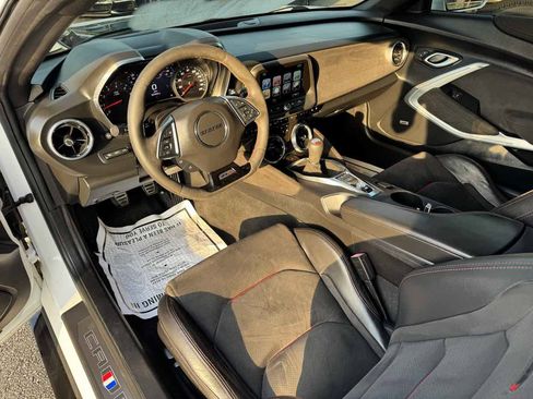 Used 2018 Chevrolet Camaro ZL1 RWD image 14