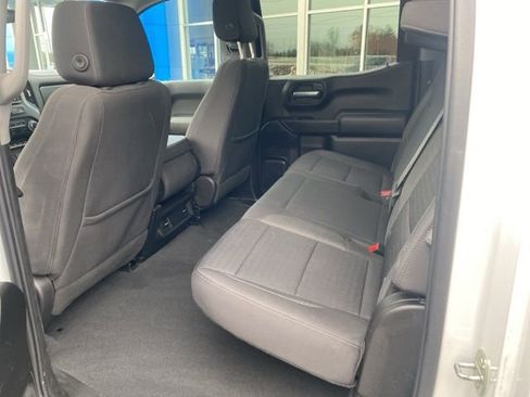 Used 2023 Chevrolet Silverado 1500 Custom AWD/4WD image 17