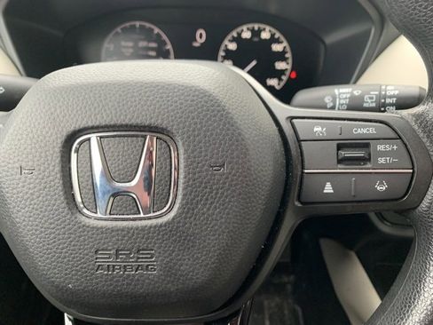 Used 2024 Honda HR-V LX image 5