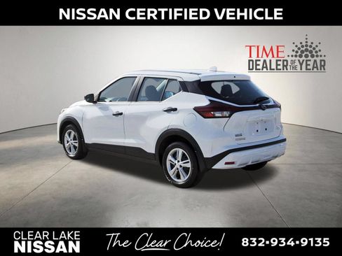 Certified 2025 Nissan Kicks Play S FWD image 6