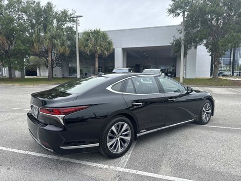 Used 2018 Lexus LS 500h w/ Accessory Package (Z2) RWD image 3