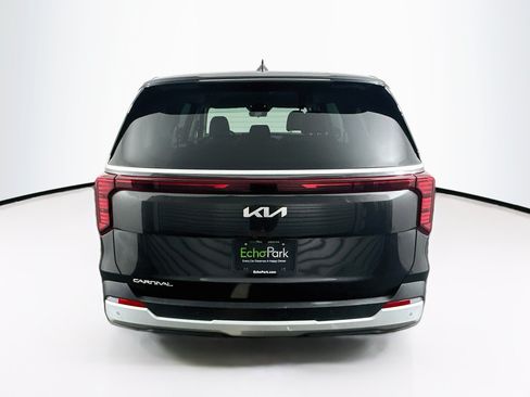 Used 2026 Kia Carnival FWD image 7