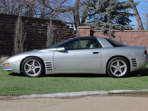 Used 1993 Chevrolet Camaro Z28 image 30