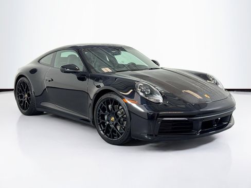 Used 2022 Porsche 911 Carrera image 7