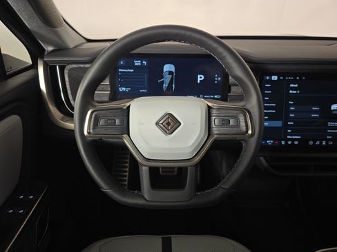 Used 2024 Rivian R1S Adventure AWD/4WD image 28