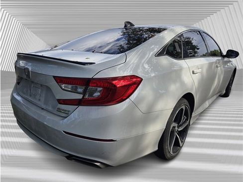 Used 2022 Honda Accord Sport Special Edition image 4