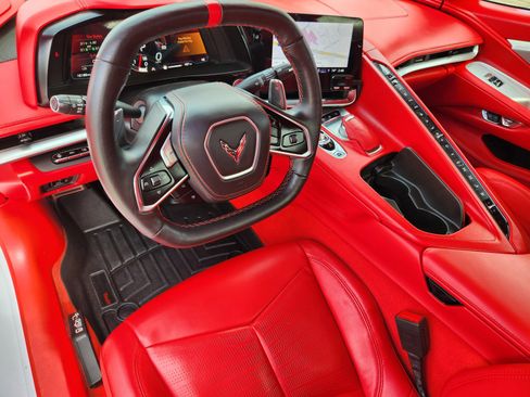Used 2023 Chevrolet Corvette Stingray Premium Conv w/ Z51 Performance Package image 8