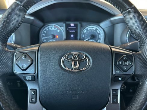 Certified 2018 Toyota Tacoma TRD Sport image 26