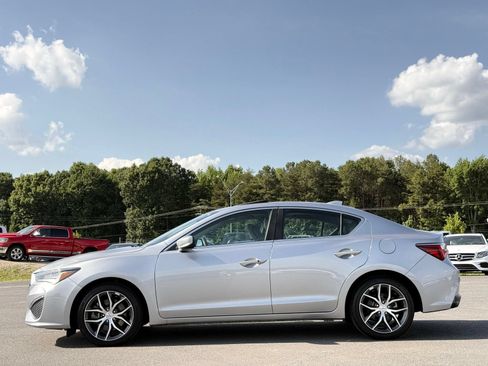 Used 2019 Acura ILX FWD image 13