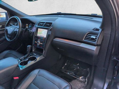 Used 2016 Ford Explorer Sport AWD/4WD image 24
