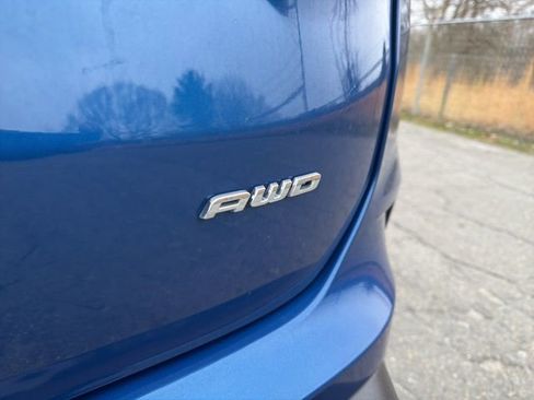 Used 2024 Ford Edge SEL image 17