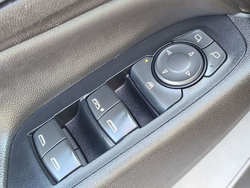 Used 2020 Chevrolet Equinox LT image 33