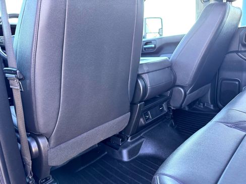 Used 2023 Chevrolet Silverado 2500 W/T w/ Gooseneck/5TH Wheel Package image 18