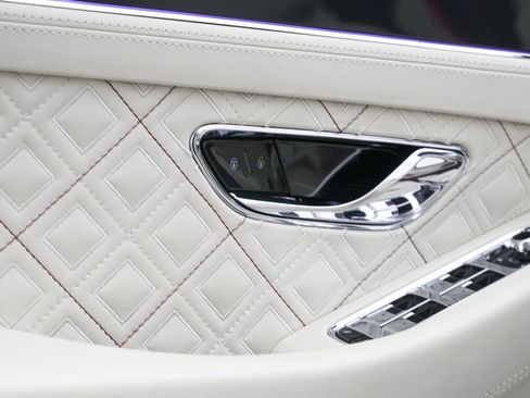 Used 2020 Bentley Continental GT image 14