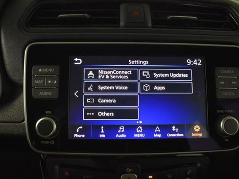 Certified 2024 Nissan Leaf SV Plus FWD image 23