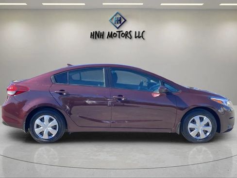 Used 2018 Kia Forte LX image 6