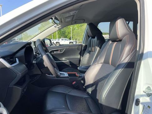 Used 2024 Toyota RAV4 Adventure AWD/4WD image 19