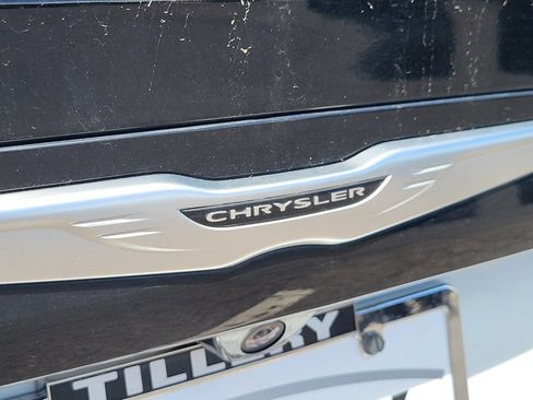 Used 2023 Chrysler Voyager LX FWD image 8