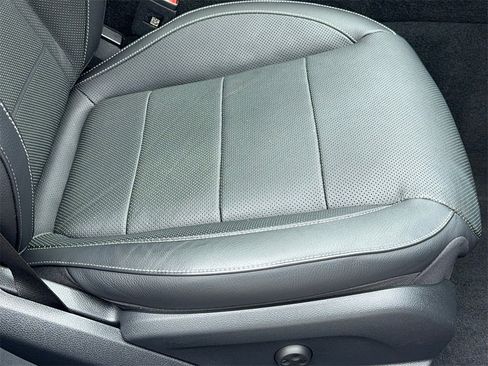 Used 2023 Mercedes-Benz E 350 Sedan image 45