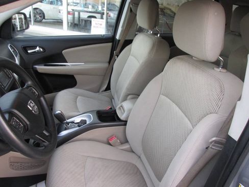 Used 2015 Dodge Journey SXT w/ Flexible Seating Group FWD image 42