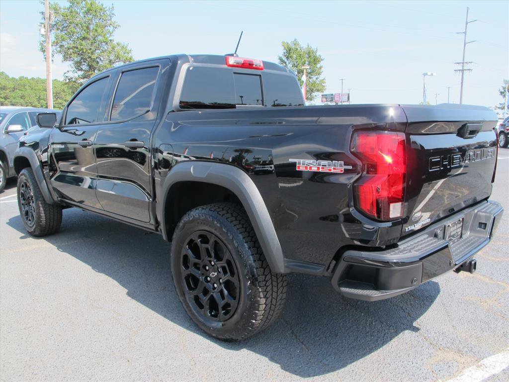 Used 2026 Chevrolet Colorado Trail Boss AWD/4WD image 5