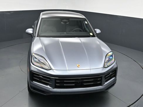 New 2026 Porsche Cayenne Coupe AWD/4WD image 19
