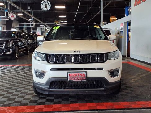 Used 2018 Jeep Compass Limited w/ Navigation Group AWD/4WD image 2