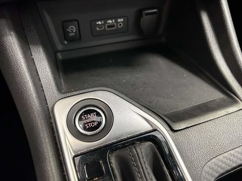Used 2024 Nissan Sentra SV FWD image 22