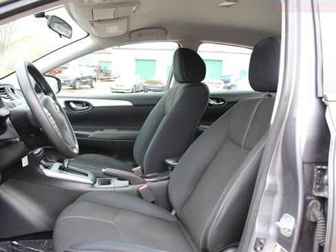 Used 2016 Nissan Sentra S image 10