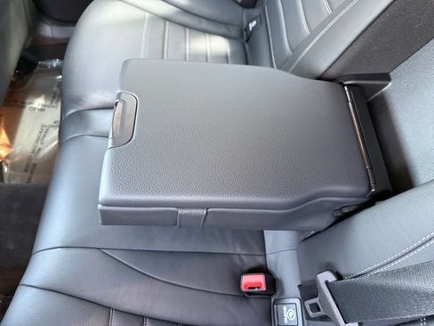 Certified 2022 Mercedes-Benz GLC 300 image 17