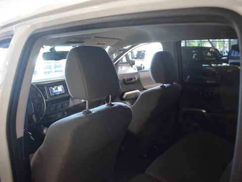 Used 2017 Toyota Tacoma SR5 RWD image 67