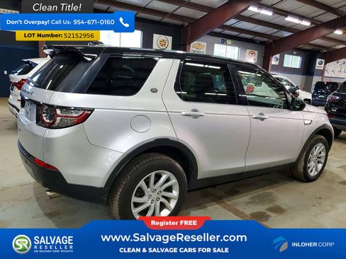 Used 2017 Land Rover Discovery Sport HSE AWD/4WD image 4