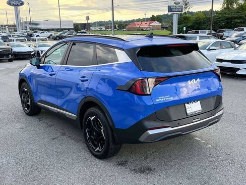 Certified 2026 Kia Sportage EX w/ EX Panorama Roof Package AWD/4WD image 32
