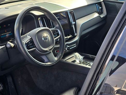 Used 2022 Volvo XC60 T8 Inscription w/ Advanced Package image 23