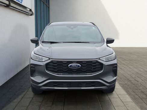 Used 2024 Ford Escape ST-Line w/ Tech Pack #1 AWD/4WD image 8