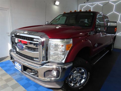 Used 2015 Ford F350 Lariat w/ Chrome Package image 4