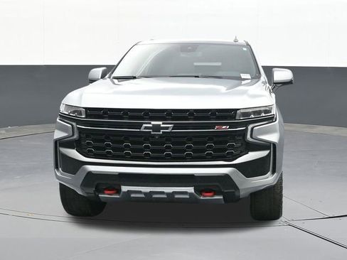 Used 2024 Chevrolet Suburban Z71 w/ Z71 Off-Road Package image 16