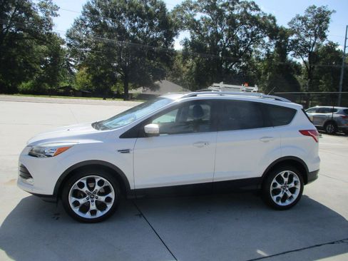 Used 2013 Ford Escape Titanium w/ Parking Technology Pkg FWD image 5