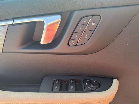 New 2026 Buick Enclave Preferred w/ Power Package image 13