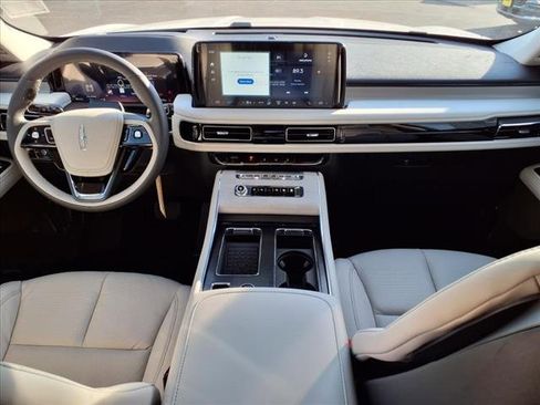 New 2025 Lincoln Aviator Reserve w/ Illumination Package image 6