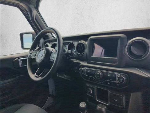 Used 2022 Jeep Wrangler Unlimited Sport AWD/4WD image 26