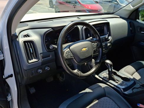Used 2022 Chevrolet Colorado Z71 AWD/4WD image 26