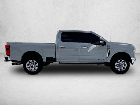 Used 2025 Ford F250 Lariat w/ Lariat Ultimate Package AWD/4WD image 5