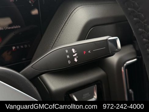 New 2026 GMC Yukon Denali w/ Denali Reserve Package AWD/4WD image 15