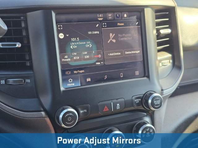 Used 2024 RAM 3500 Tradesman w/ Chrome Appearance Group AWD/4WD image 29