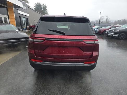 New 2026 Jeep Grand Cherokee Altitude AWD/4WD image 5