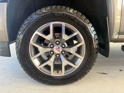 Used 2017 GMC Sierra 1500 SLT image 11