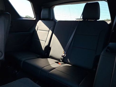 Used 2023 Chevrolet Traverse LT w/ LPO, Floor Liner Package AWD/4WD image 20