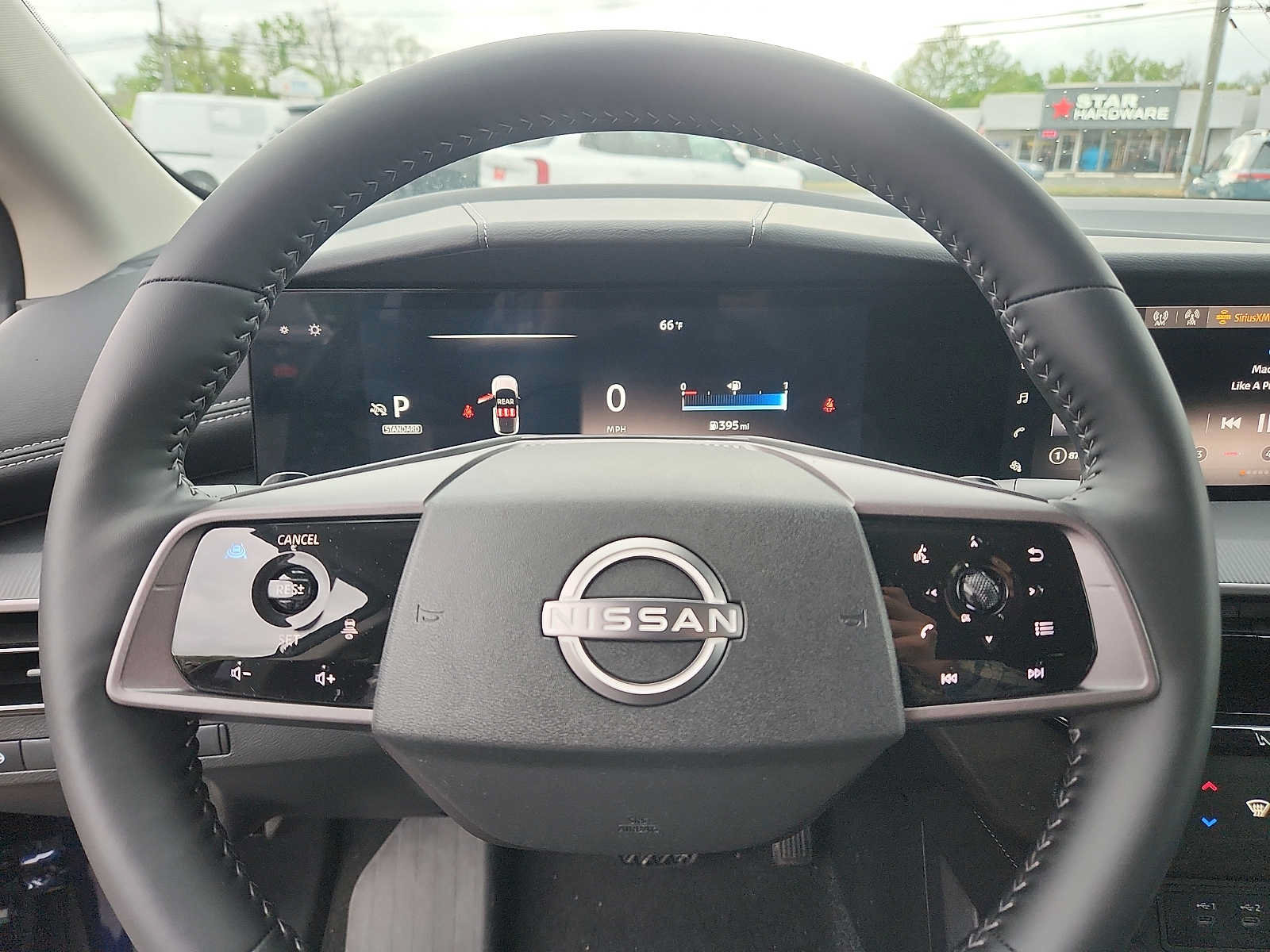 Certified 2025 Nissan Murano SV AWD/4WD image 18