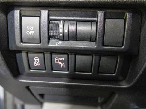 Used 2019 Subaru Impreza 2.0i Premium w/ Eyesight & BSD/Rcta & SRF image 33